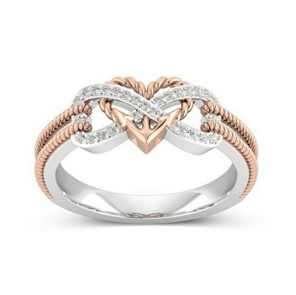 Jewelry - 🍭Host Pick 🍭Anniversary Engagement Ring 💍